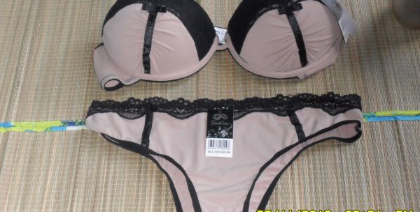 conjunto de calcinha+ sutiã
